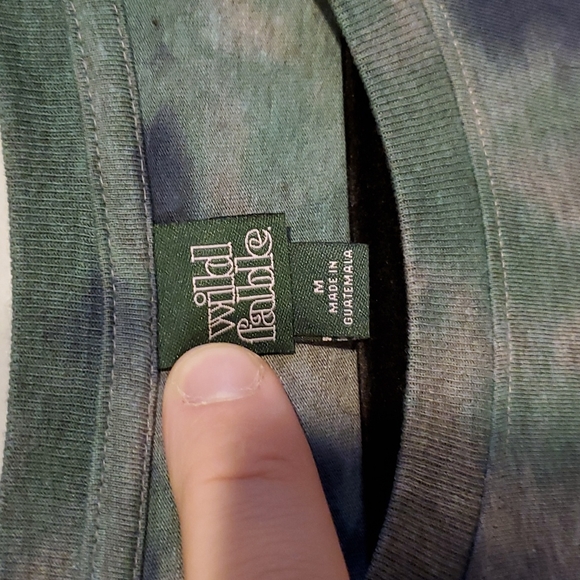 Wild Fable crop top Sz M Green Black Gray - Picture 3 of 4